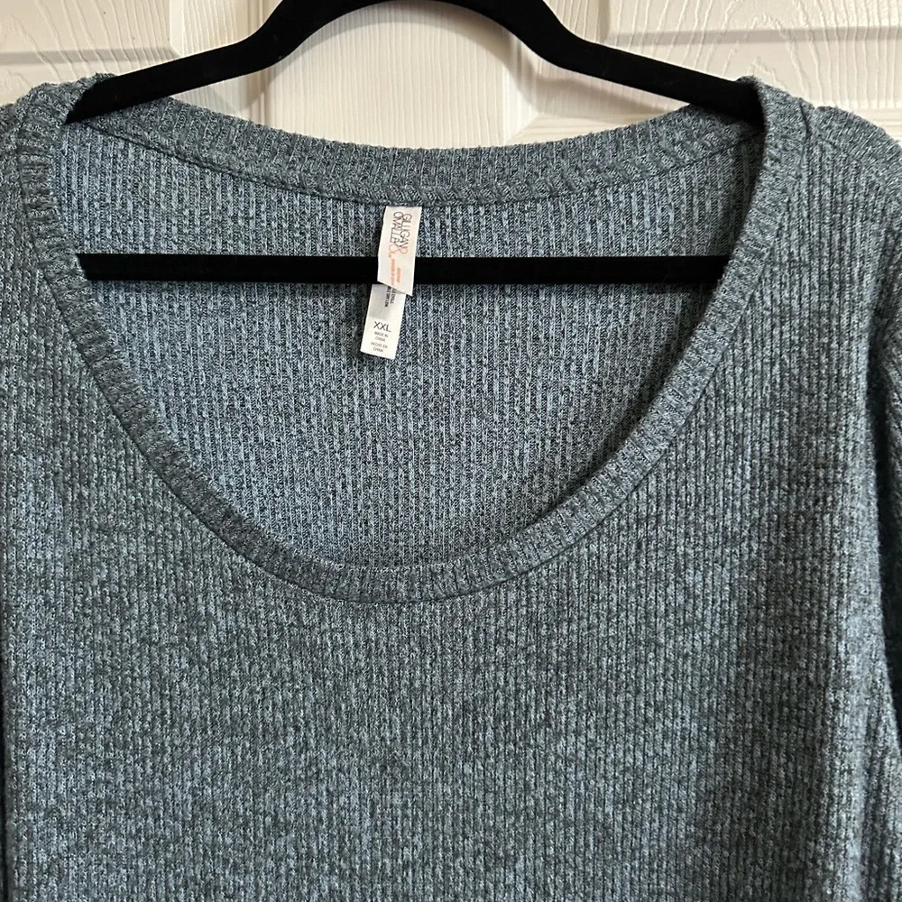 Gilligan & O'Malley Heather Blue Ribbed Bell Sleeve Peplum Blouse Size XXL - Picture 2 of 2